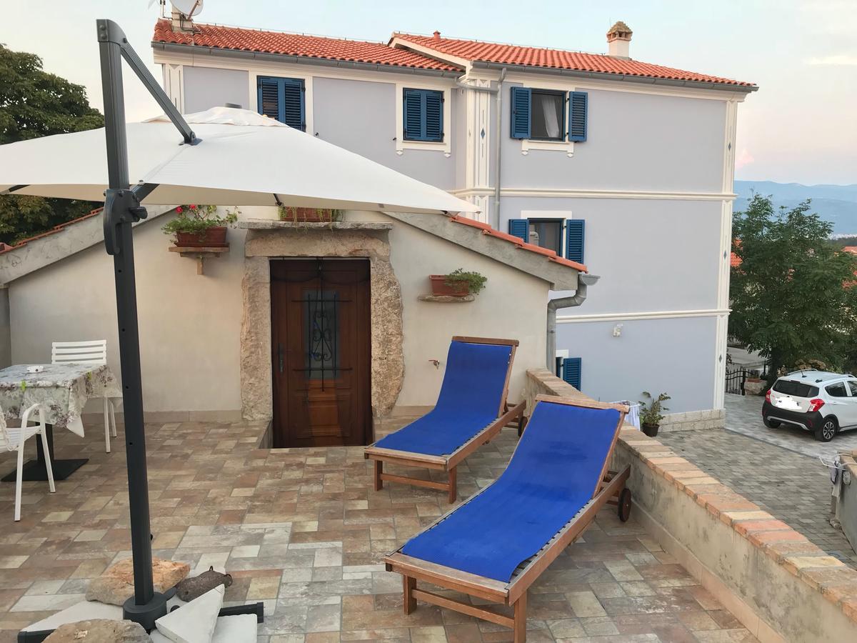 Apartments Crncic Šilo Екстериор снимка